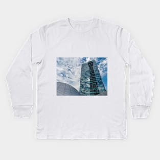 Reflection of the Tokyo Skytree Kids Long Sleeve T-Shirt